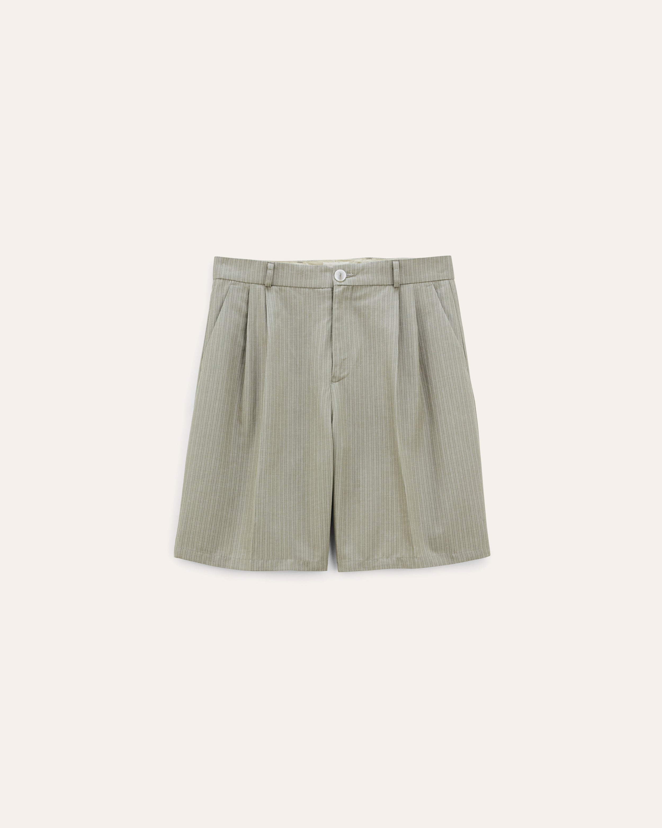 packshot ss26 studio