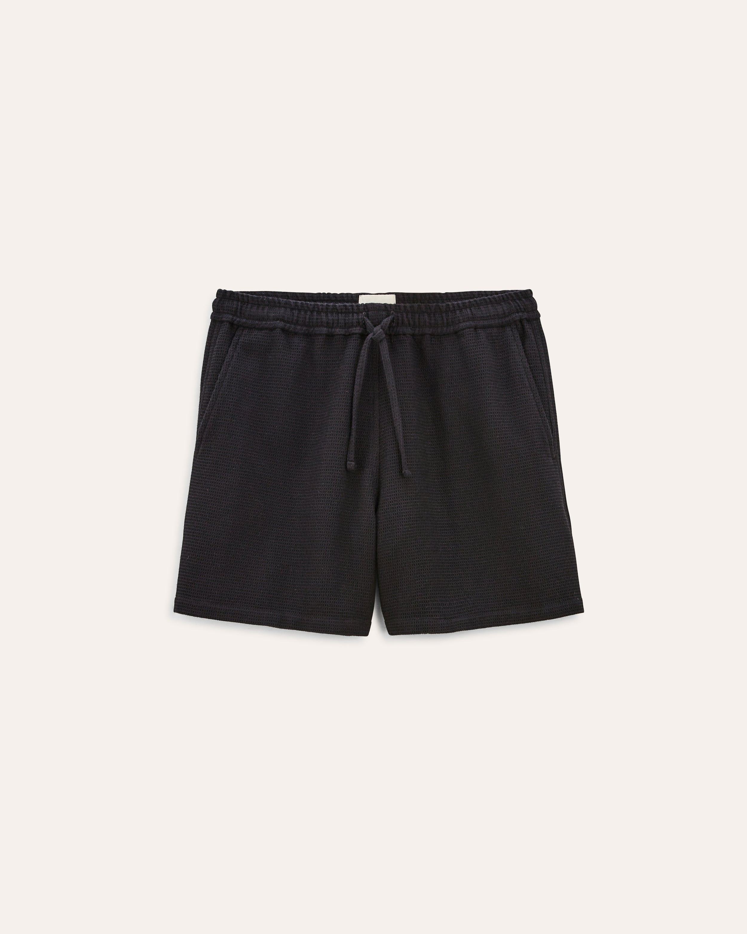 packshot ss26 studio